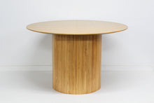  Lily Round Dining Table